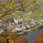 Gaestehaus Manfred Christoffel 3* Kröv