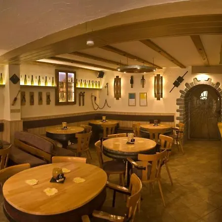 Gaestehaus Manfred Christoffel 3* Kröv